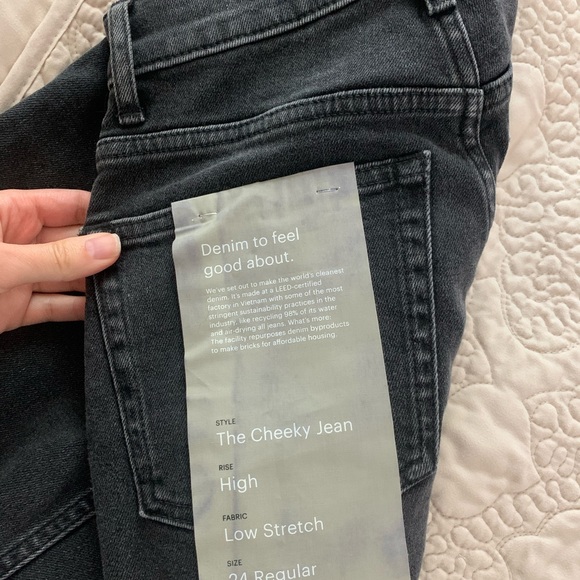 Everlane The Cheeky Jean - Picture 3 of 6